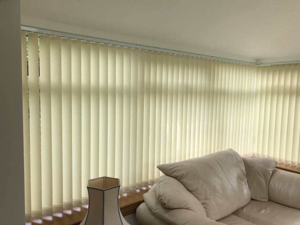 Aspire blind curtain